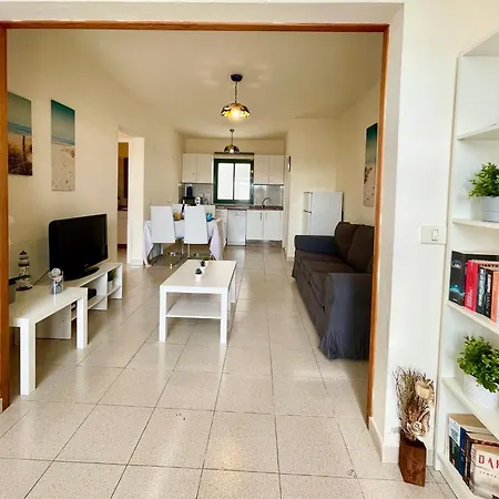 Apartmán Two-bedroom With Two Large Terraces *