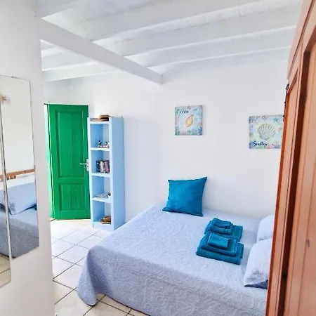 Apartmán Two-bedroom With Two Large Terraces *