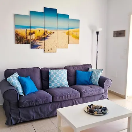 Two-bedroom With Two Large Terraces 아파트