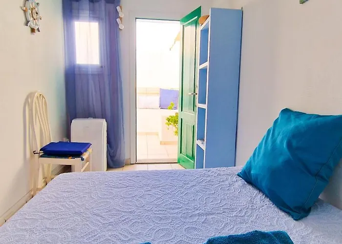 Two-bedroom With Two Large Terraces 아파트